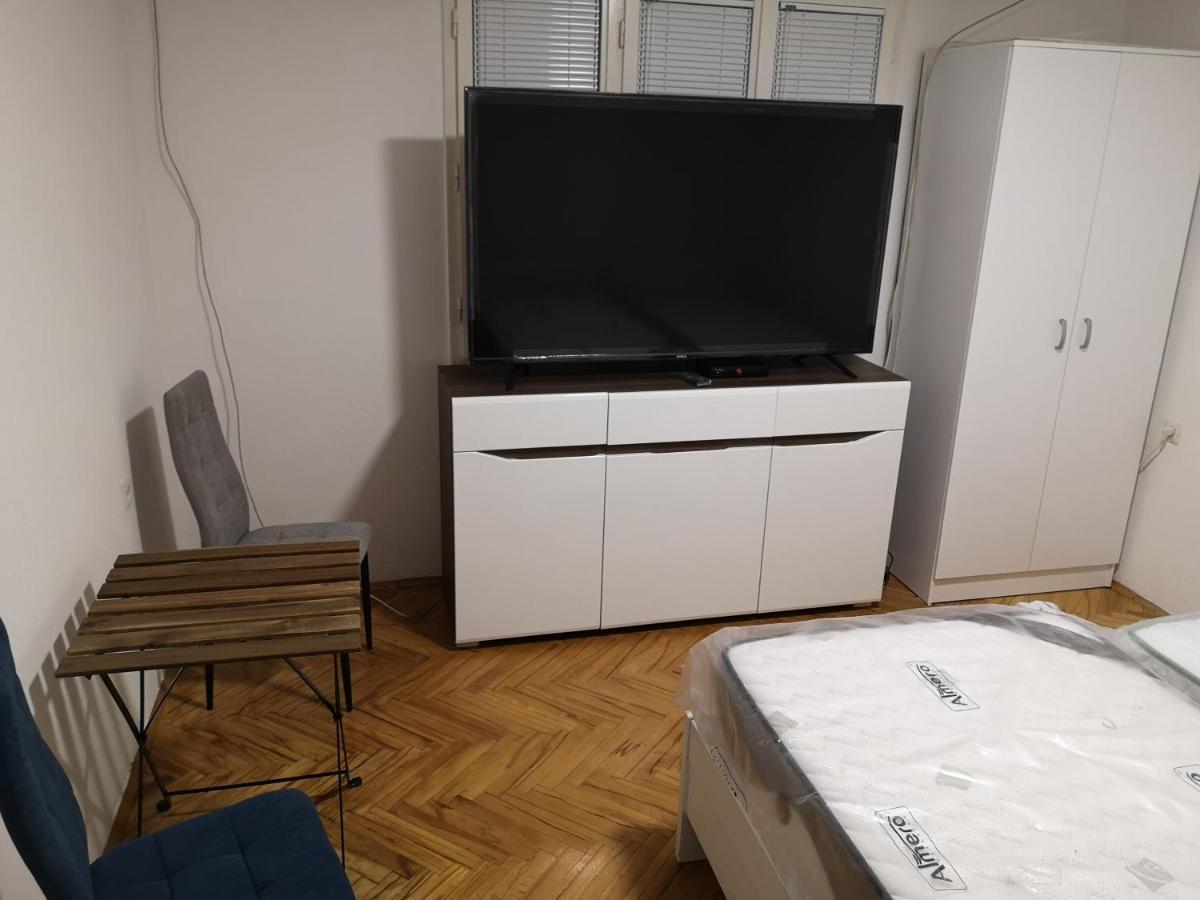 מלון סקופיה White Night מראה חיצוני תמונה